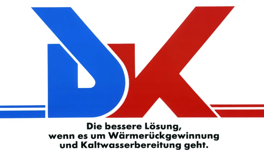 Logo mit den Buchstaben DK in Blau und Rot über dem deutschen Text 'Die bessere Lösung, wenn es um Wärmerückgewinnung und Kaltwasserbereitung geht.'