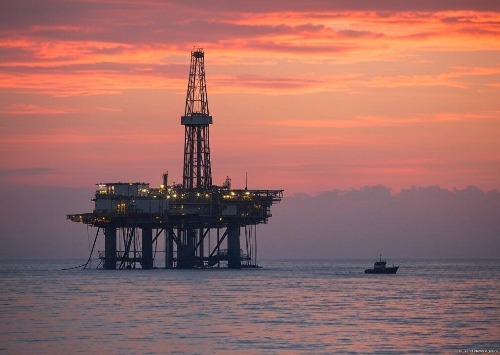 Azerbaijani oil moves up in price