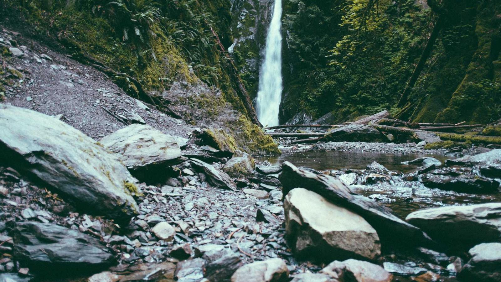 Transmission Lines and Interconnectors: The New Energy Diplomacy