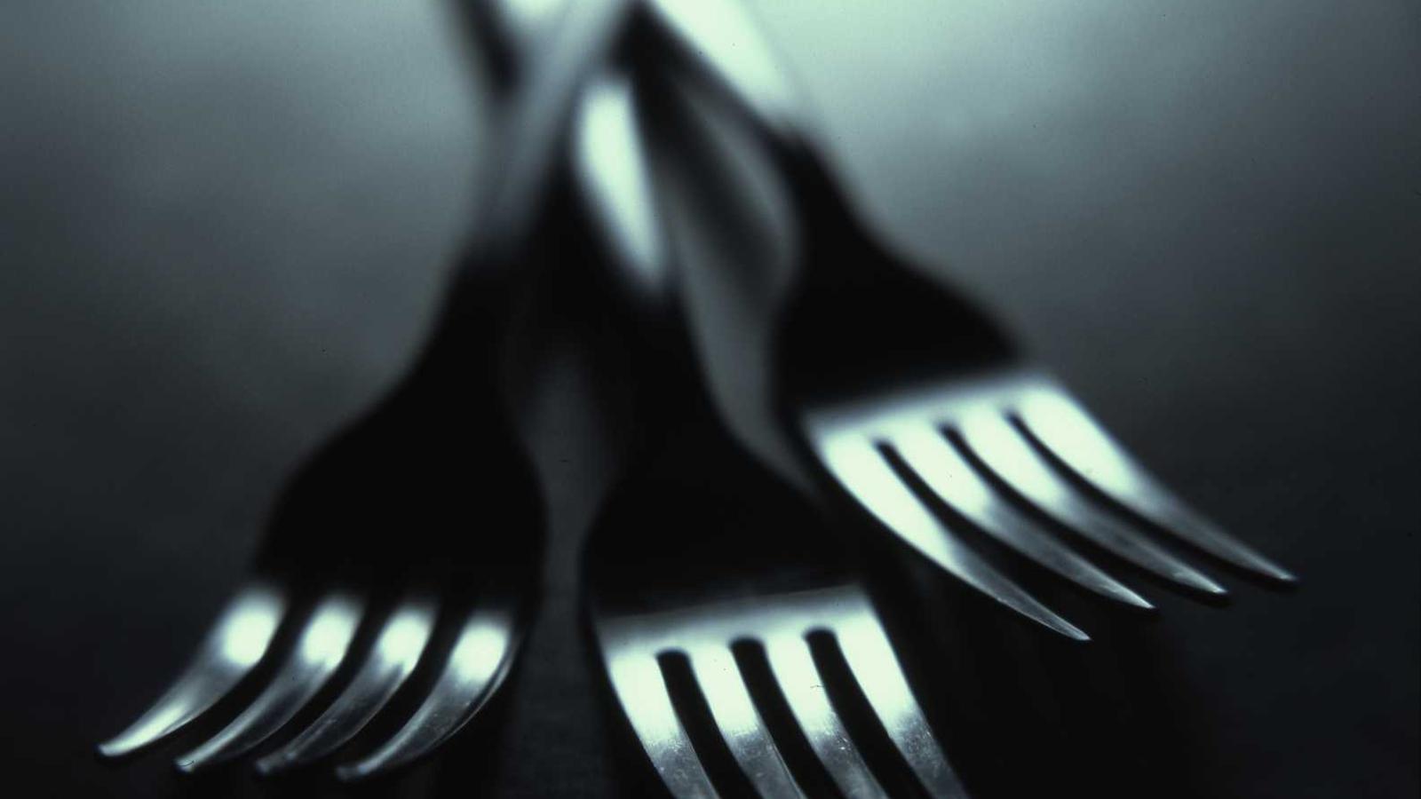 Gas Storage and Seasonal Flex: Pricing Signals and Contracts