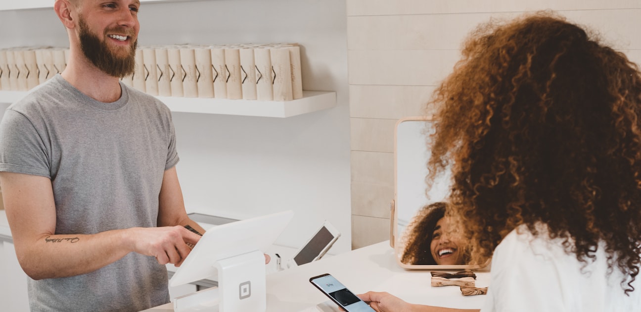 Armenia to Shift 620,000 Pension Recipients to Cashless Payments by April 1