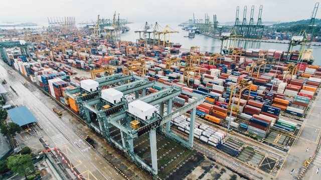 Azerbaijan's Trade Surplus Widens Nearly Sixfold to $8 Billion in First Half