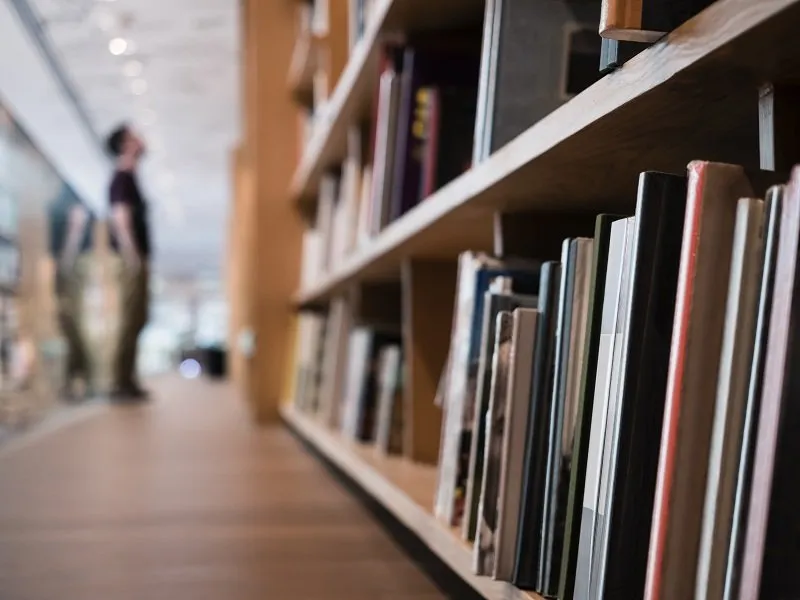 Library Signage to Enhance Visitor Experience