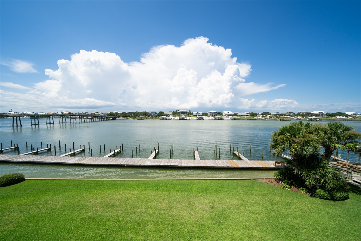Orange Beach Bayfront Condo - Boat Slips - 2 Pools - Bay Views - 2BR Sleeps 6 photo 2