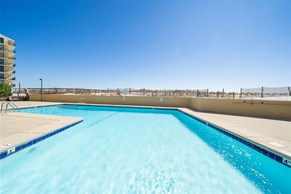 Orange Beach Gulf-Front 3BR • Sleeps 10 • Murphy Bed • Pools • Boat Slips photo 5