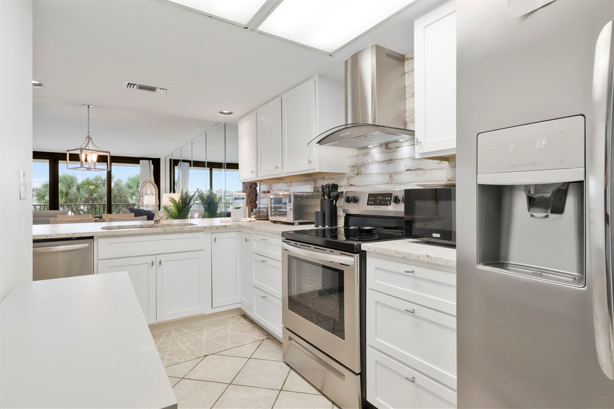 Wind Drift Orange Beach - Bay Views - Recently Renovated - 2BR Sleeps 8 photo 4