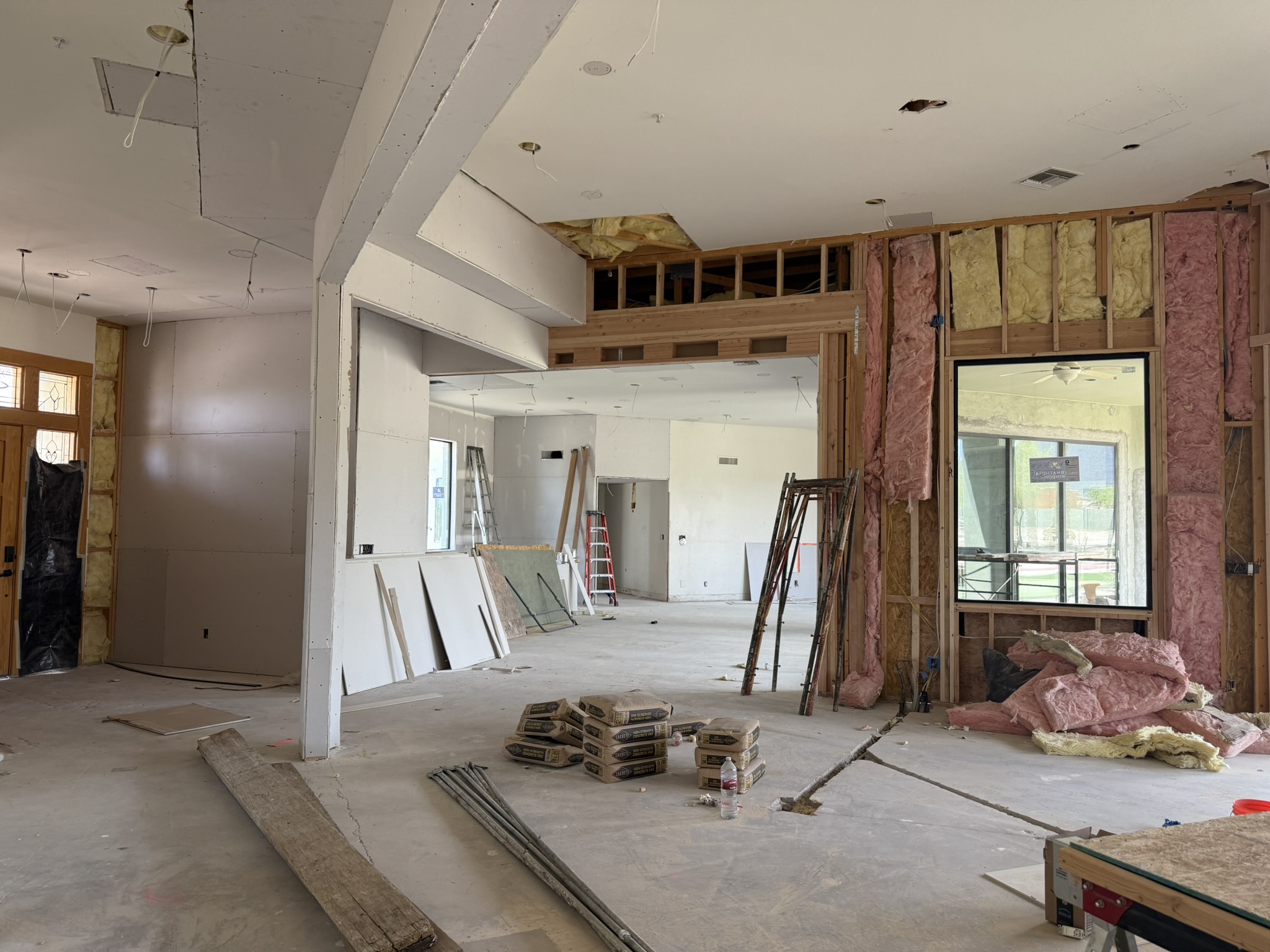 Turquoise Great Room to Kitchen - Before