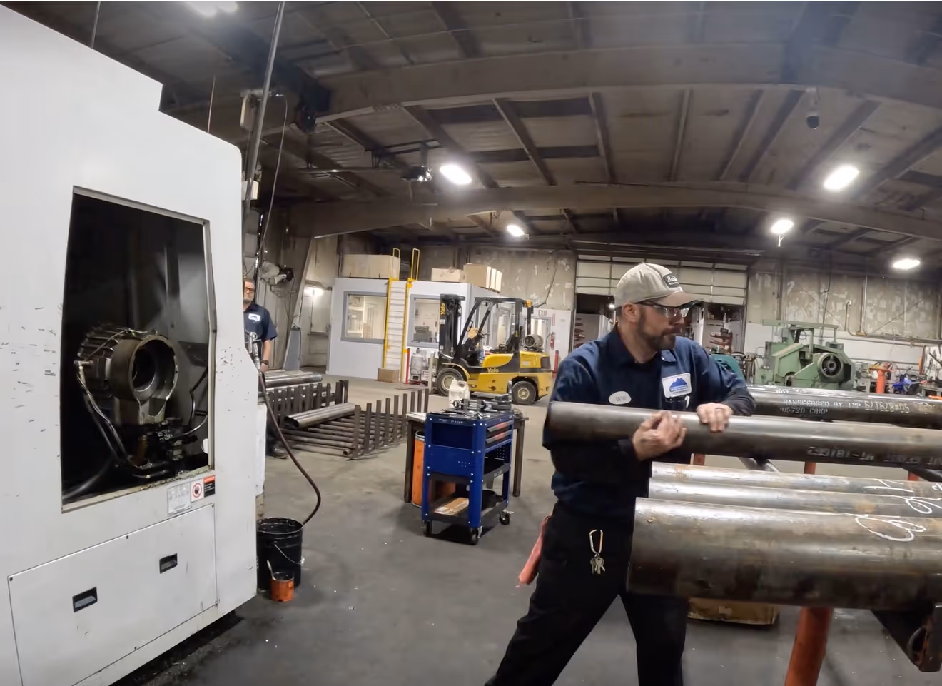 Loading pipe
