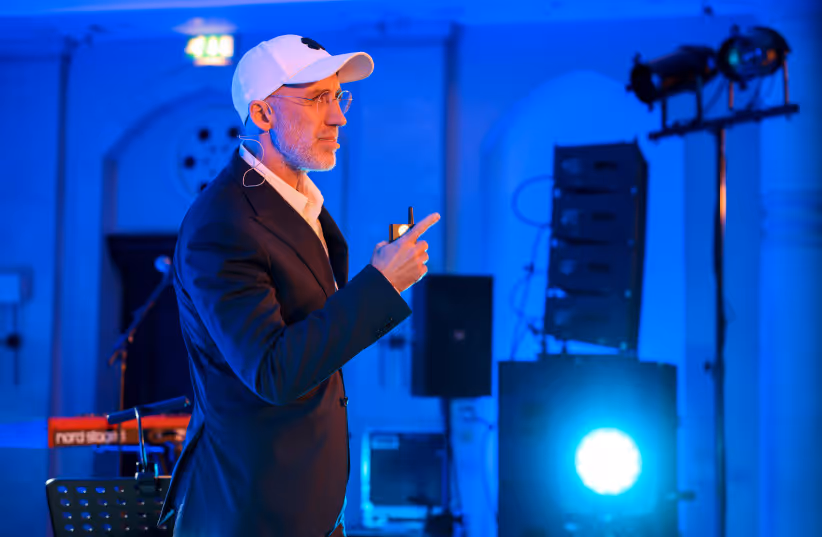 No. 32: Uri Poliavich: Supporting Jewish education worldwide