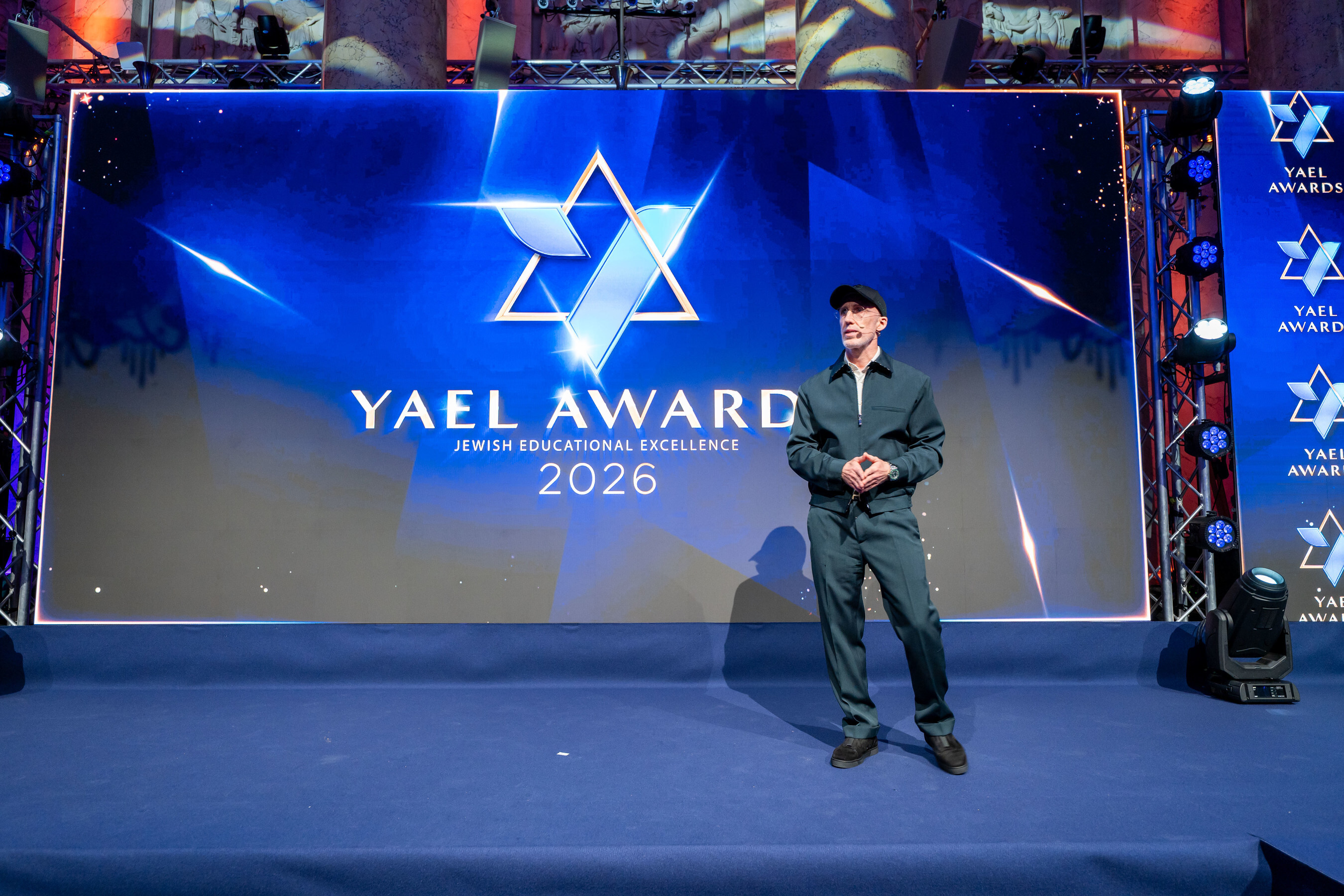 Yael Award: Madrid's Ibn Gabirol School and Argentina's Rabbi Meir Enzani Named Top Winners