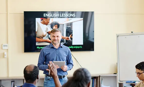 male-teaching-english-lessons-in-school-the-importance-of-english-in-global-education-systems-edge-tutor