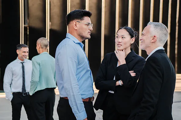 business-people-talking-how-learning-english-can-boost-your-career-edge-tutor