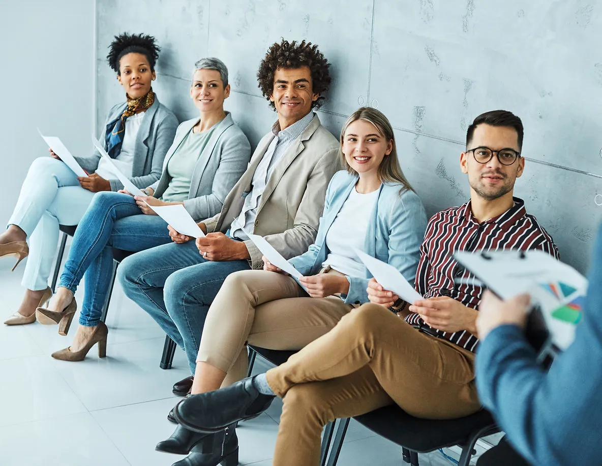 business-people-sitting-waiting-for-recruitment-how-to-balance-speed-and-quality-in-online-tutor-recruitment-edge-tutor