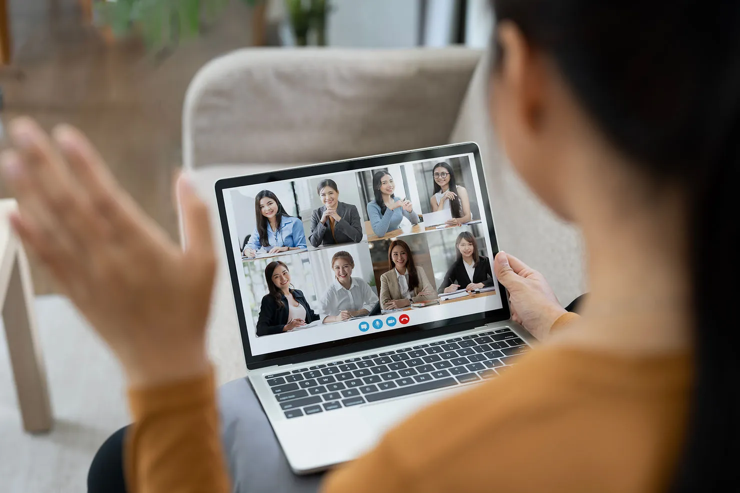 female-on-video-conference-on-laptop-optimizing-workflow-automation-to-boost-operational-efficiency-edge-tutor