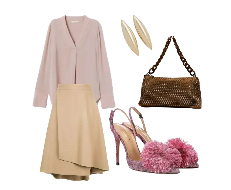 blusa de mangas longas rosa claro com decote em V, saia midi bege com camadas assimétricas, sandálias slingback rosa brilhante com pompons, brincos dourados alongados minimalistas, bolsa tiracolo marrom com alça de corrente e tachas