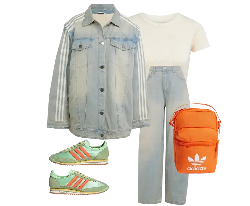 jaqueta jeans oversized com listras brancas, camiseta básica branca de algodão, calça jeans clara, tênis verdes com detalhes em laranja, pochete laranja vibrante da Adidas