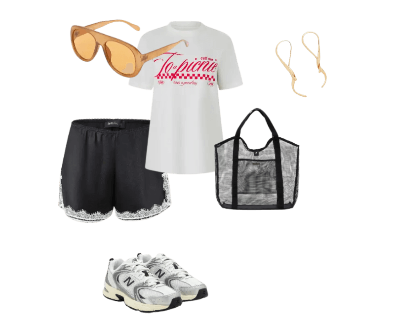camiseta branca estampada, shorts preto renda, tênis esportivo cinza, bolsa tela preta, óculos de sol âmbar, brincos dourados.