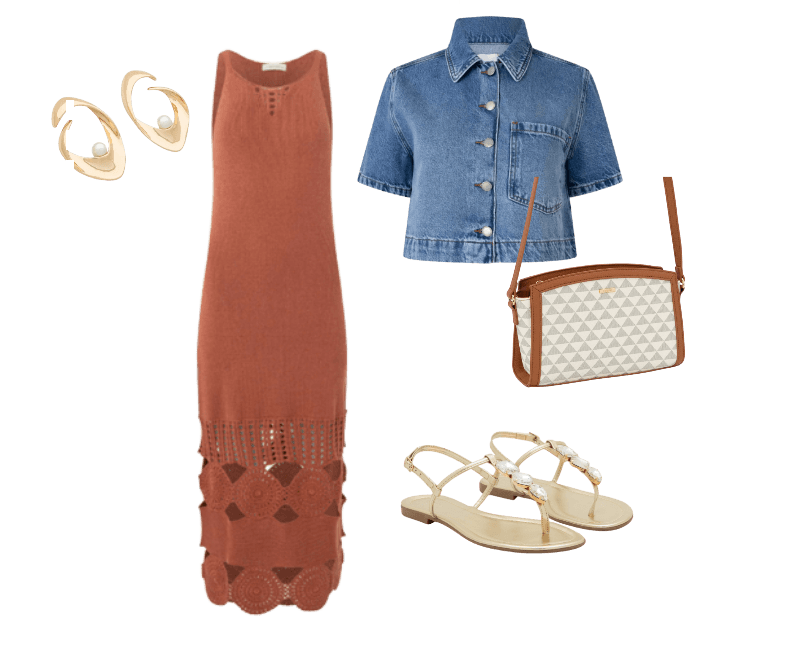 Vestido Long Midi em Tricô com Vazados e Ponto Diferenciado Terracota ; Bolsa Transversal Pequena com Viés Contrastantes com Estampa Triângulo Off White ; Sandália Rasteira com Tiras Finas e Pedras Dourado ; Brinco Médio Argola Frontal com Pérola Artificial Dourado ; Camisa Cropped em Jeans com Botões e Bolso Azul