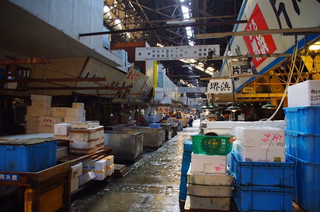 of a busy New York manufacturing facility or distribution center - asset based lending New York