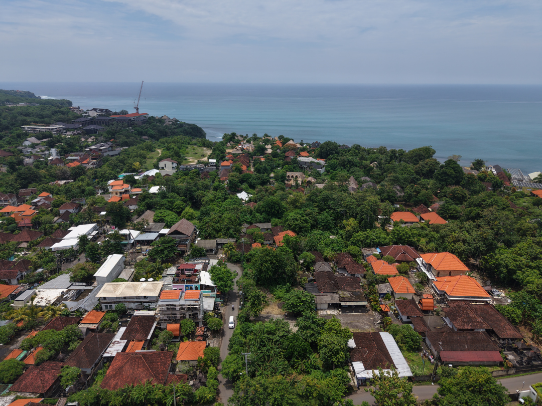 Prime Bingin Roadside Land