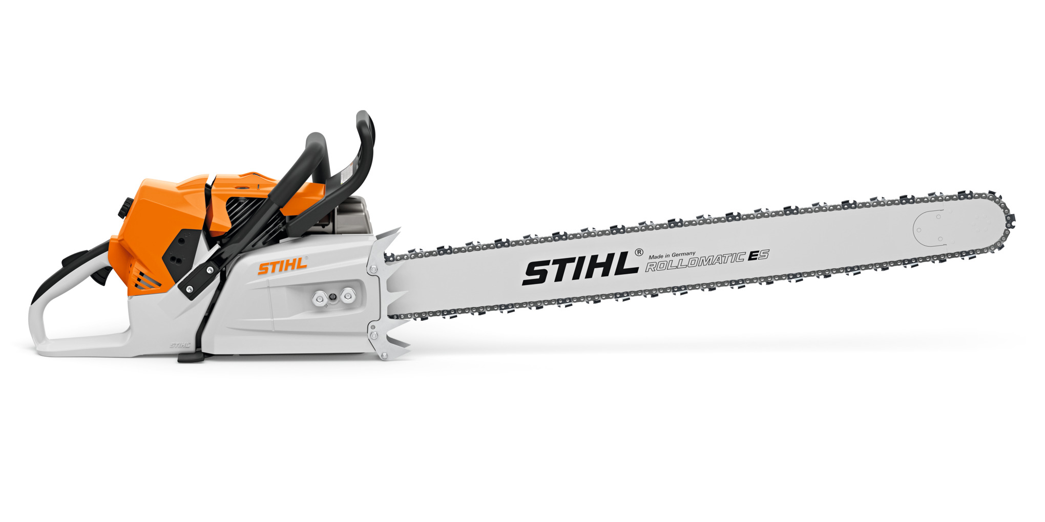 Equipped with a wrap handle, this fuel-efficient, heavy-duty chainsaw offers maximum power and is suited for use with long guide bars.