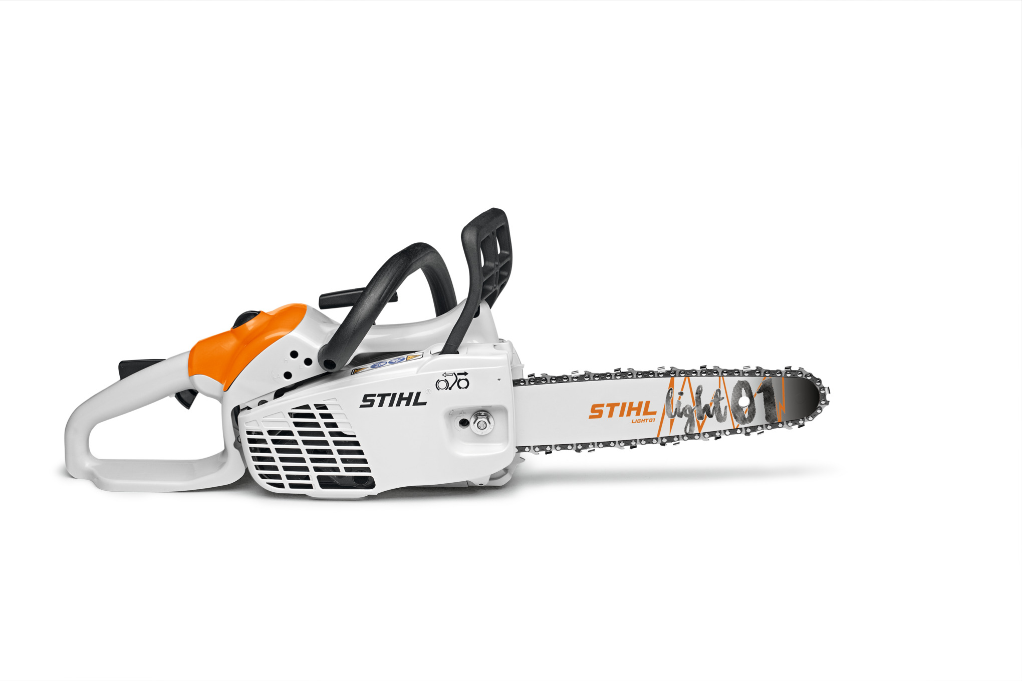 Compact and efficient, this chainsaw features STIIHL Easy2Start™ technology and an excellent power-to-weight ratio.