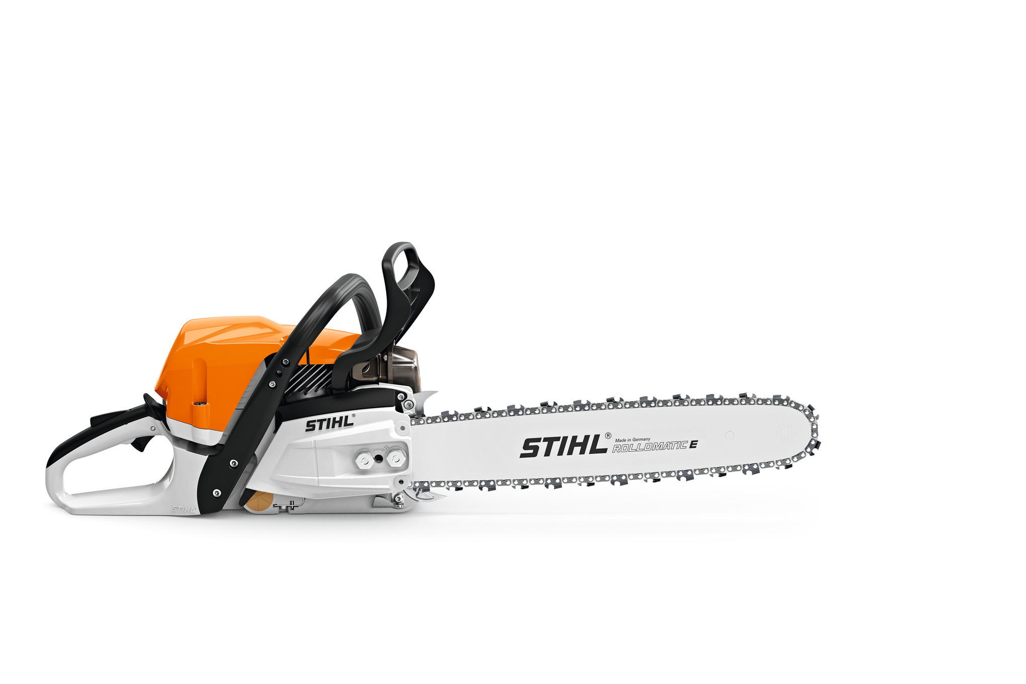 This is the world's first powerful professional chainsaw with a lightweight magnesium piston.