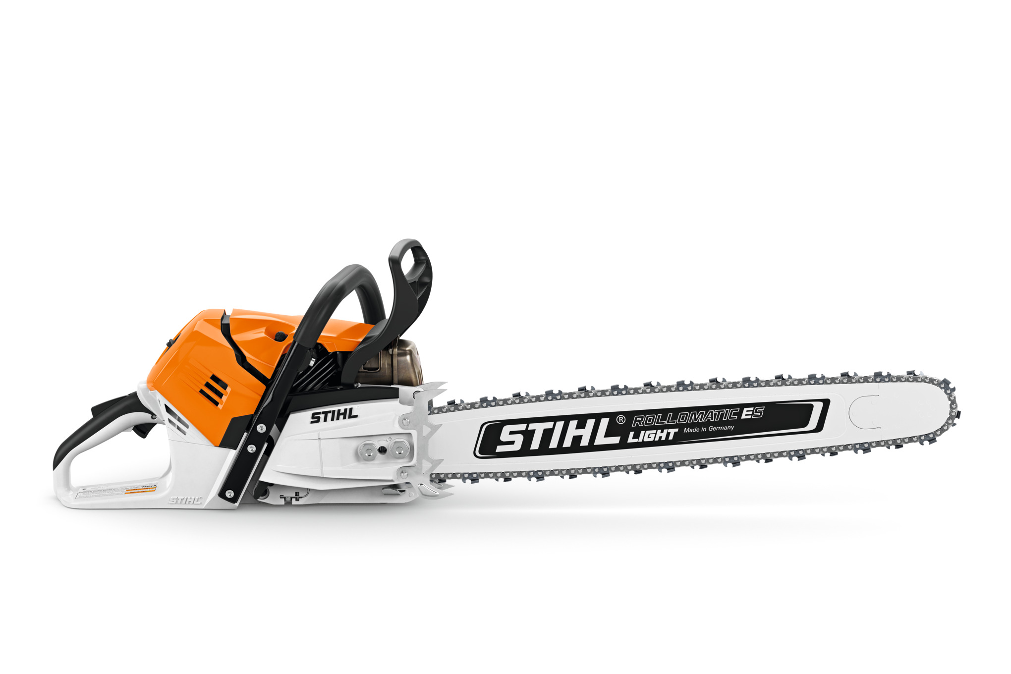 Providing consistent power under changing conditions, this wrap-handle chainsaw is the first saw with electronically controlled fuel injection.