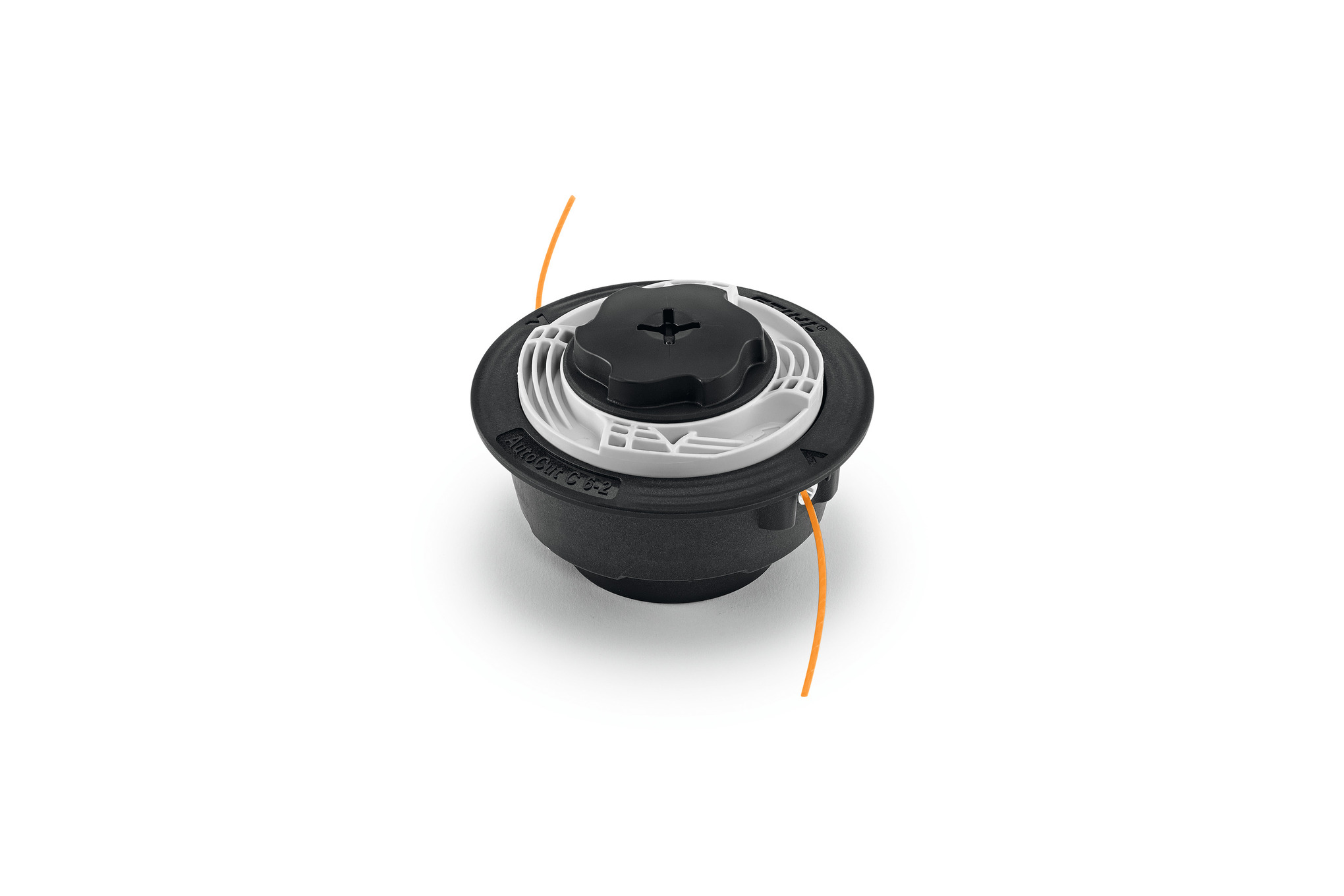 These AutoCut® cutting heads with EasySpool™ and TapAction™ are made for fast-loading residential trimming.