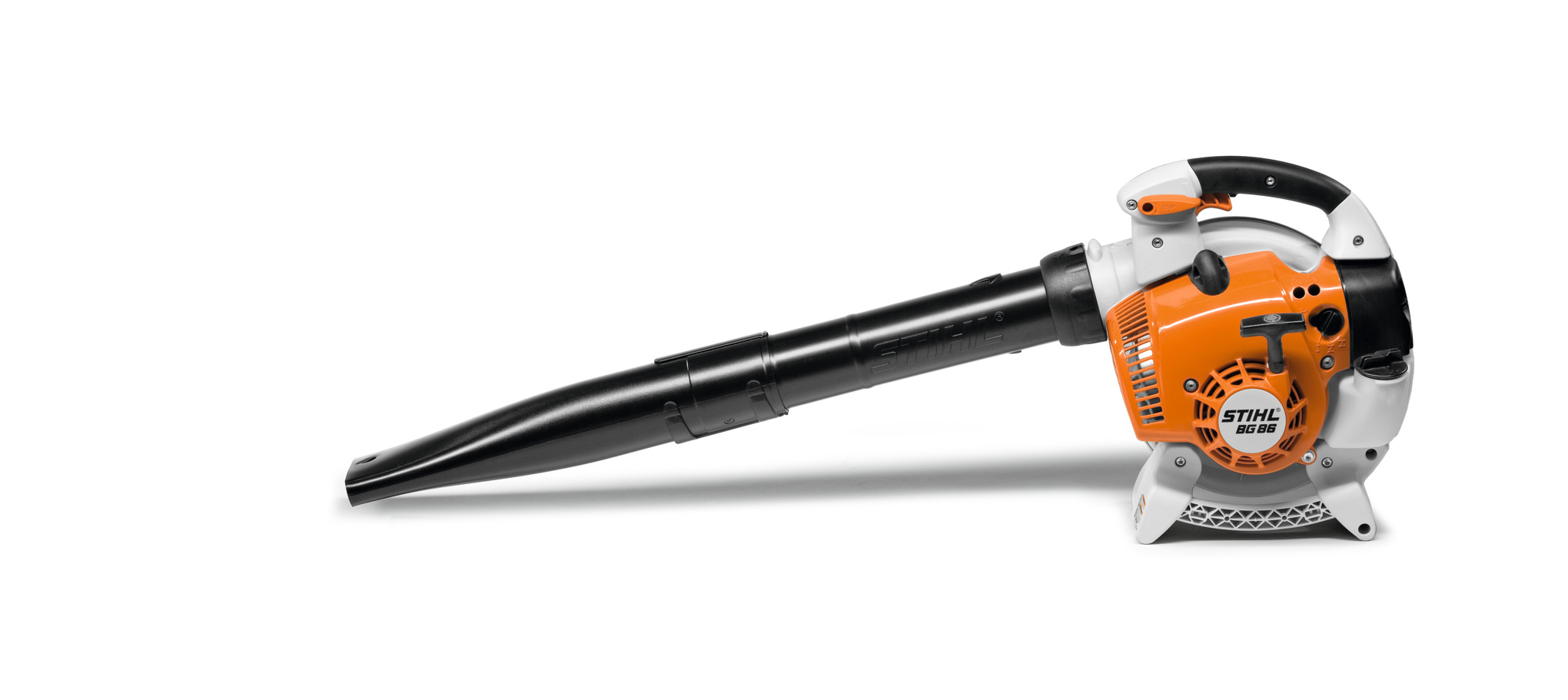 This top-of-the-line, powerful handheld blower is designed for landscaping professionals.