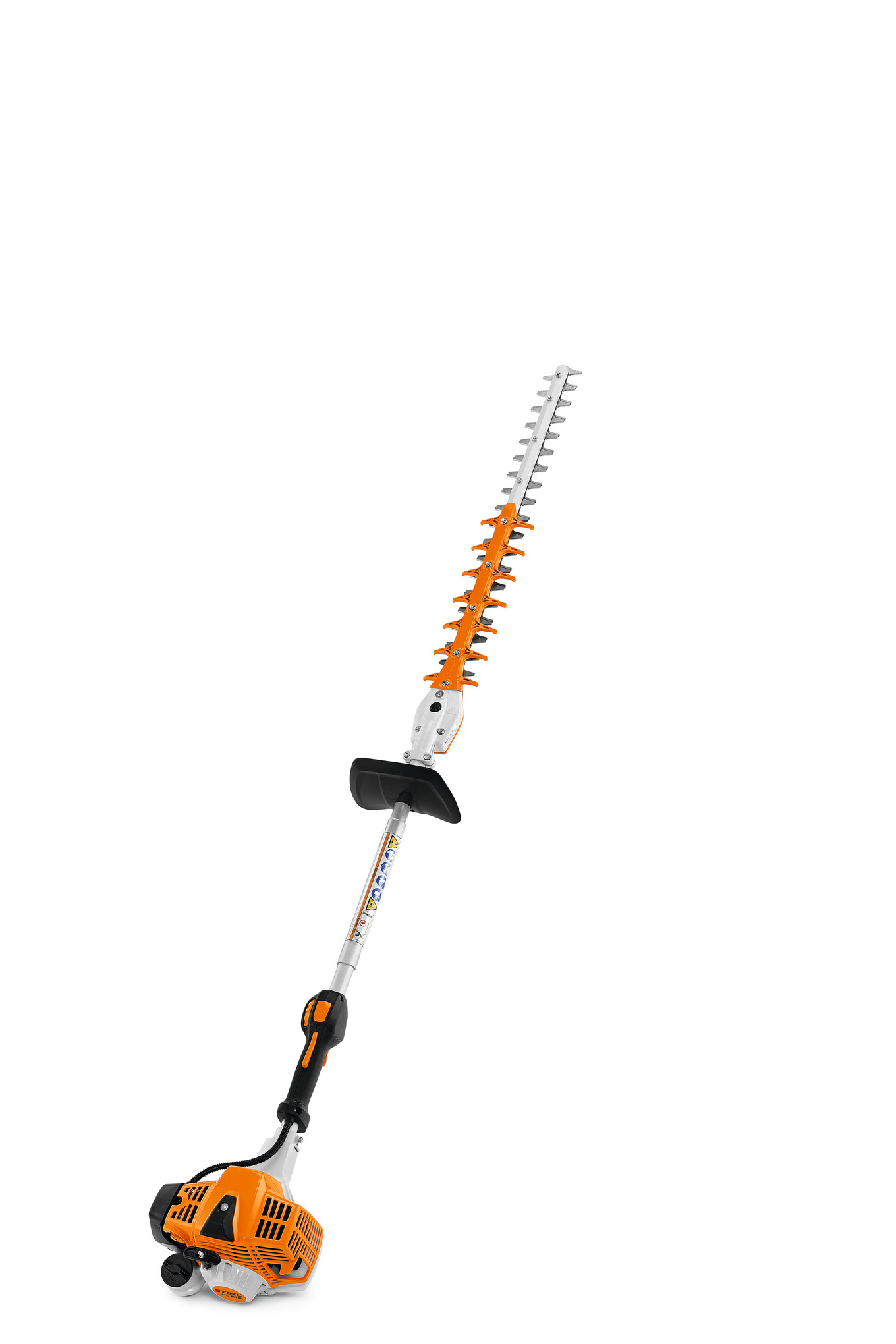 This mid-length hedge trimmer is equipped with a powerful, low exhaust emission engine for keeping hard-to-reach hedges looking good.