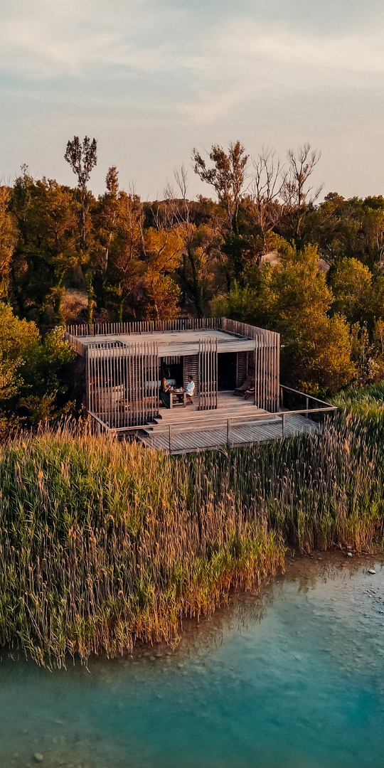 Cabanes des Grands Cépages - au bord de l'eau 