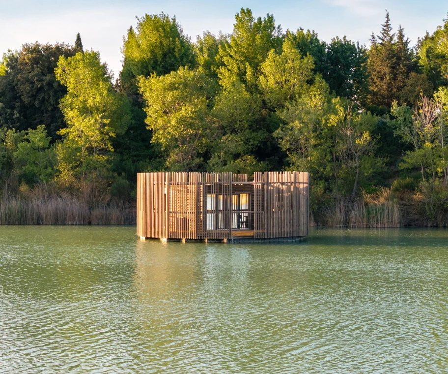 Grande cabane au bord de l'eau  - Coucoo Cabanes - Cabanes des Grands Reflets