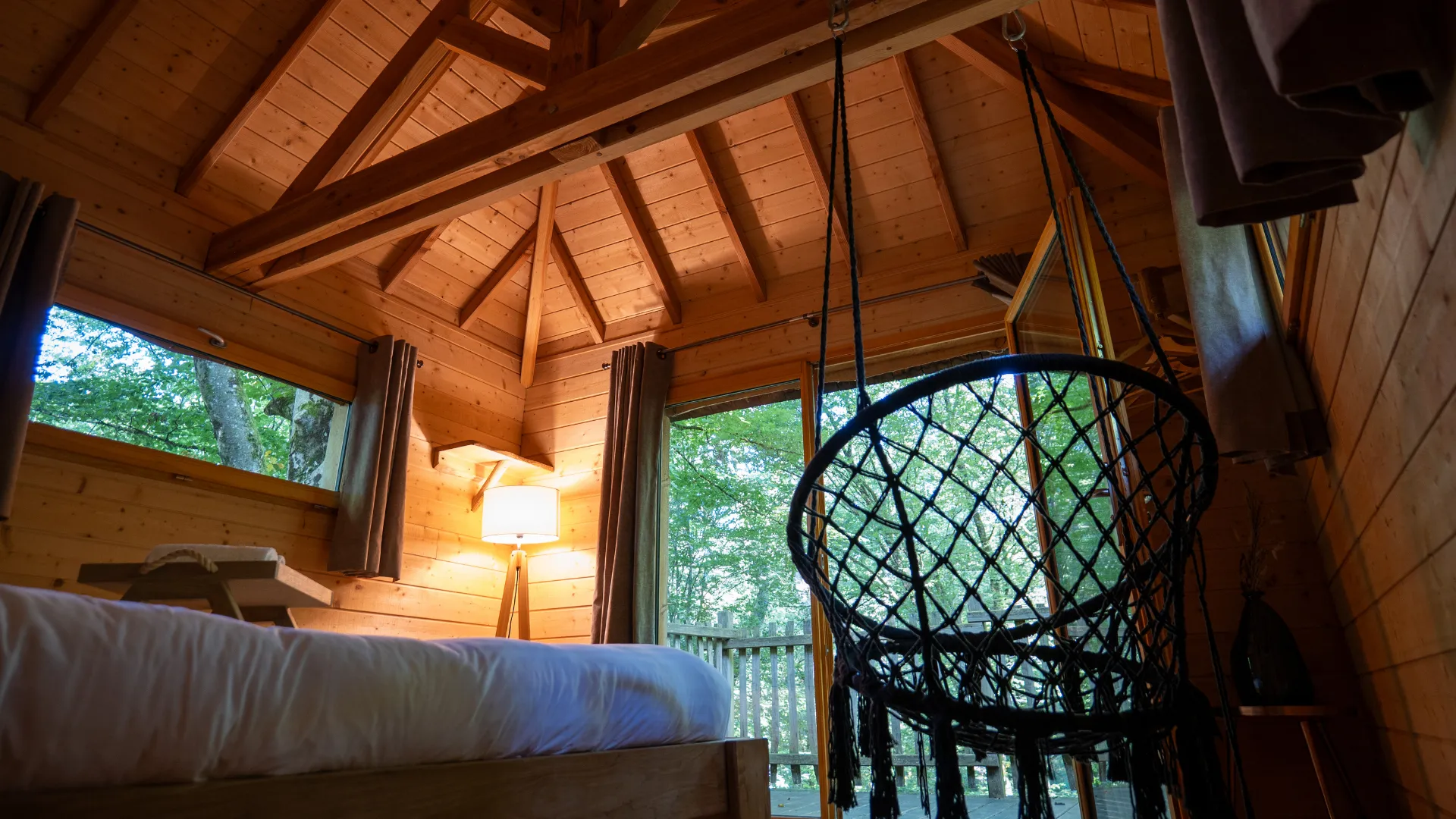 Cabane Spa Cache-Cache @Fullbrightprod 