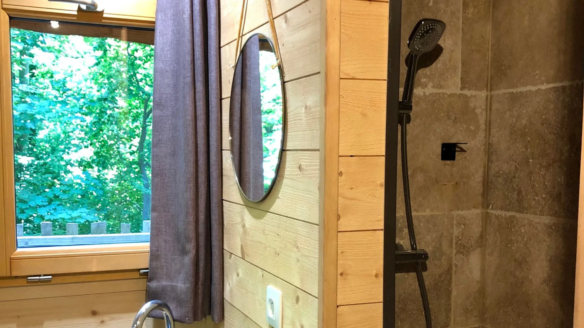 Cabane Lov'nid Spa Promesse