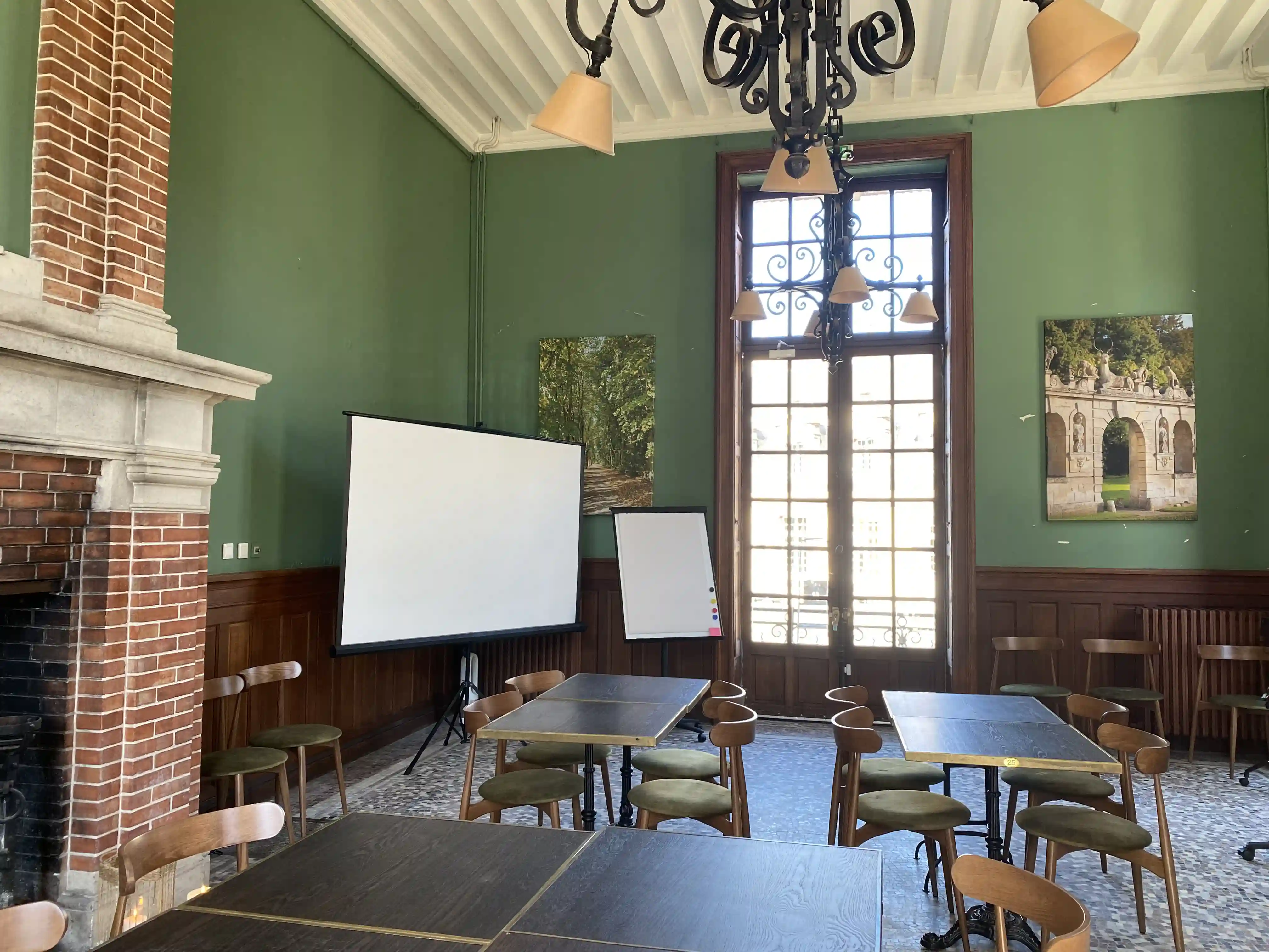 Seminar room in the Castle, Le Verger, restaurant La Verrière