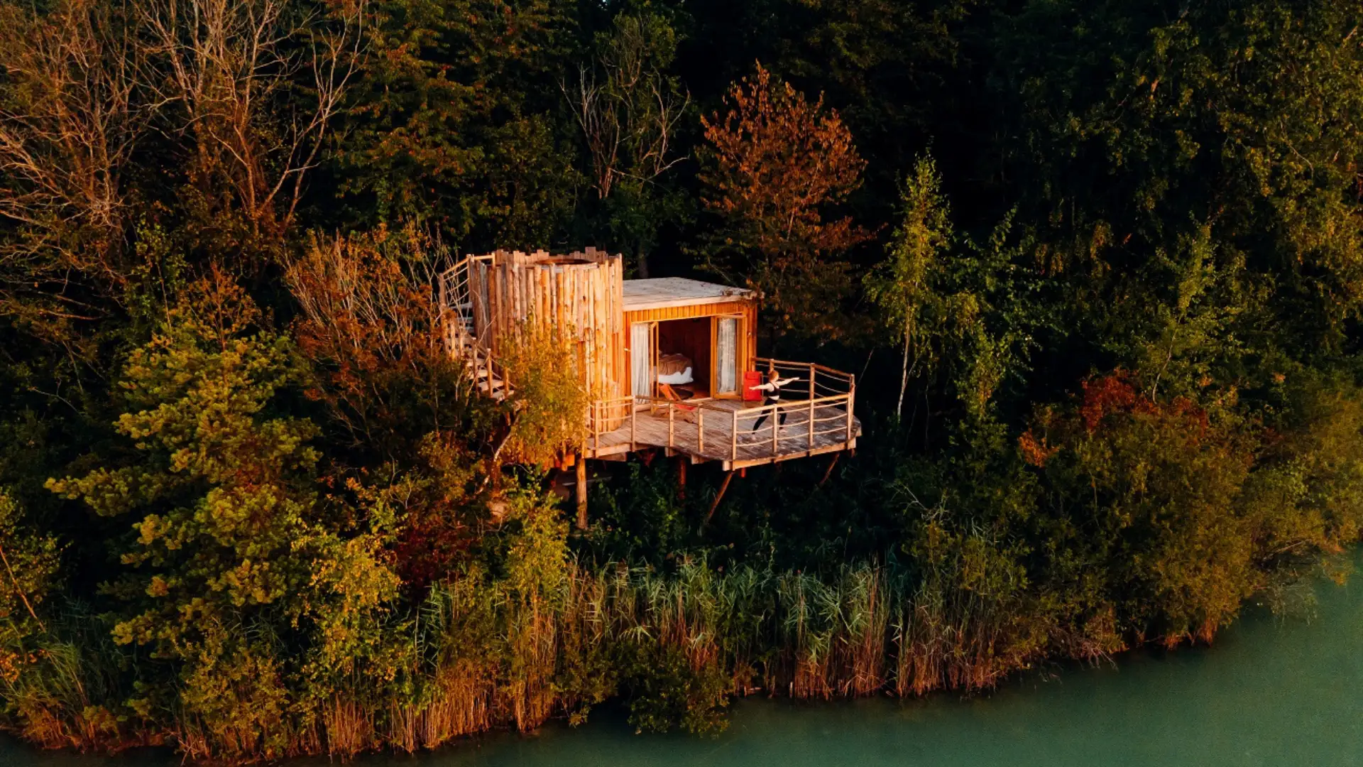 Cabane Spa Beau Rivage | Cabanes de la Réserve