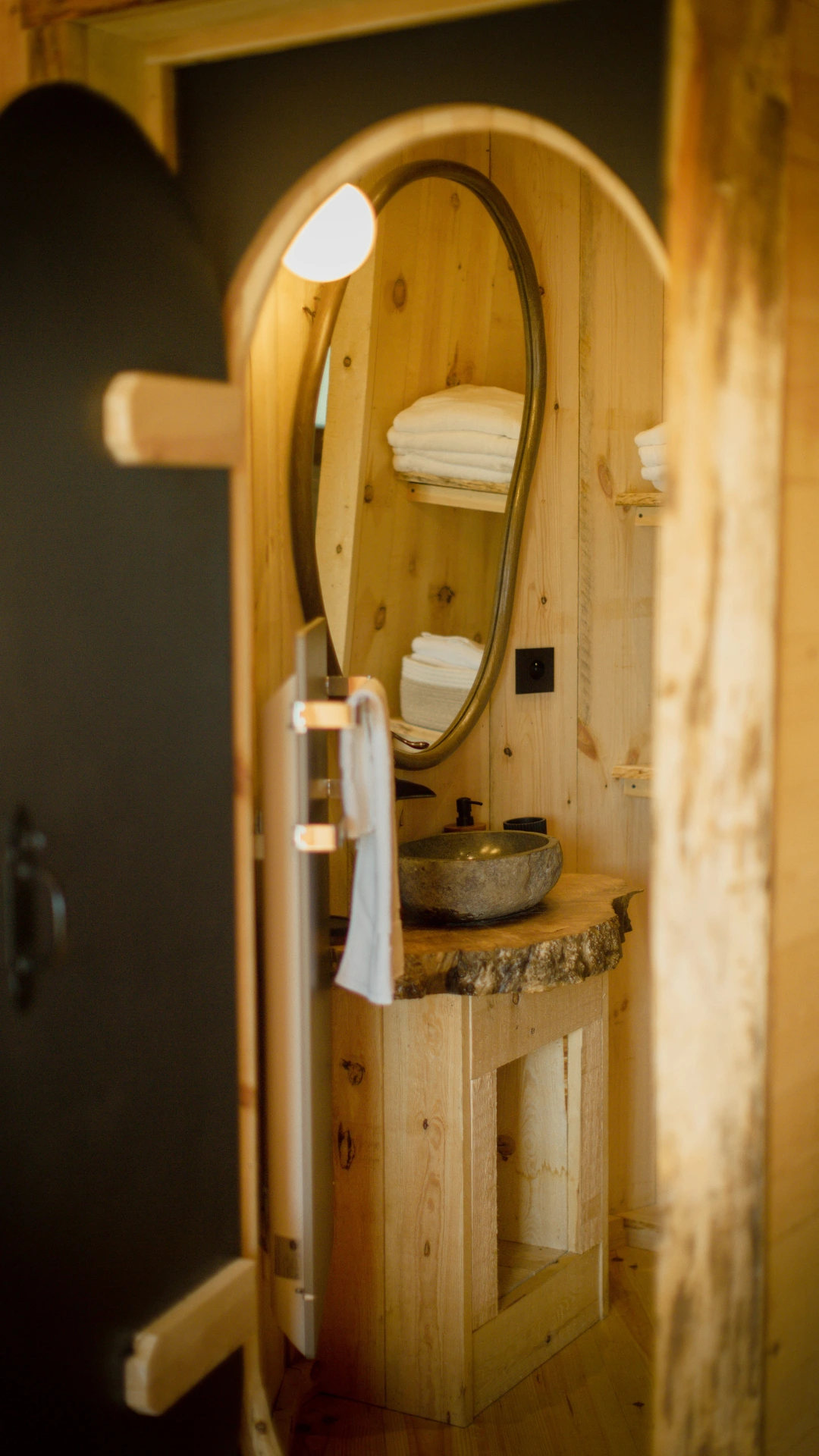 Cabane Spa Douce Nuit | Cabanes de la Réserve