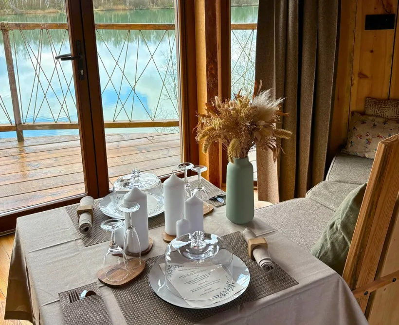 Dîner aux chandelles des Cabanes de la Réserve