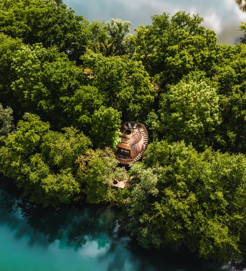 Cabane Spa Australe | Cabanes des Grands Lacs | Sur Pilotis