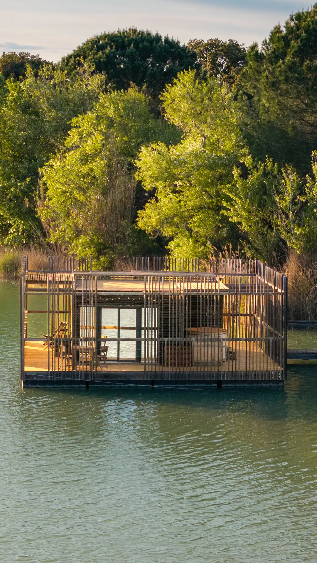 Cabane Spa Bora Bora Cabanes des Grands Cépages