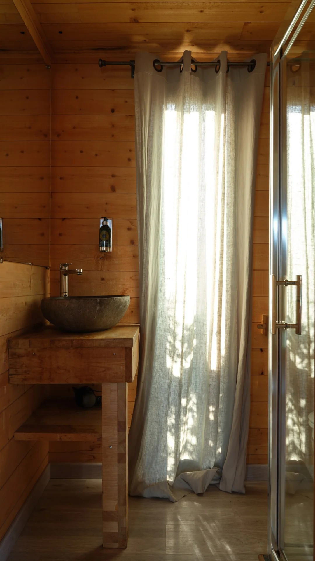 Cabane Spa Provençale Cabanes des Grands Cépages