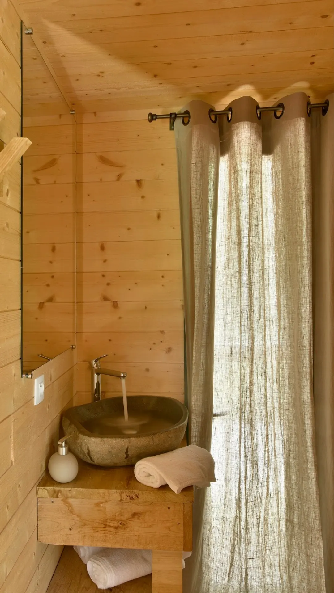 Cabane Spa Cigale Cabanes des Grands Cépages