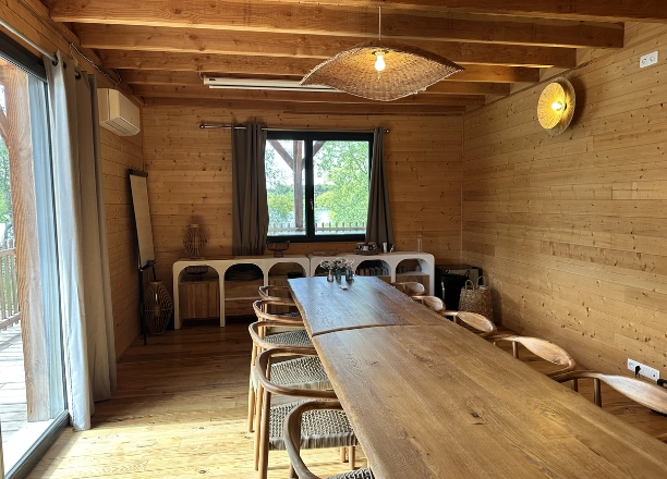 Espace séminaire au vert dans le Vaucluse, Cabanes des Grands Cépages