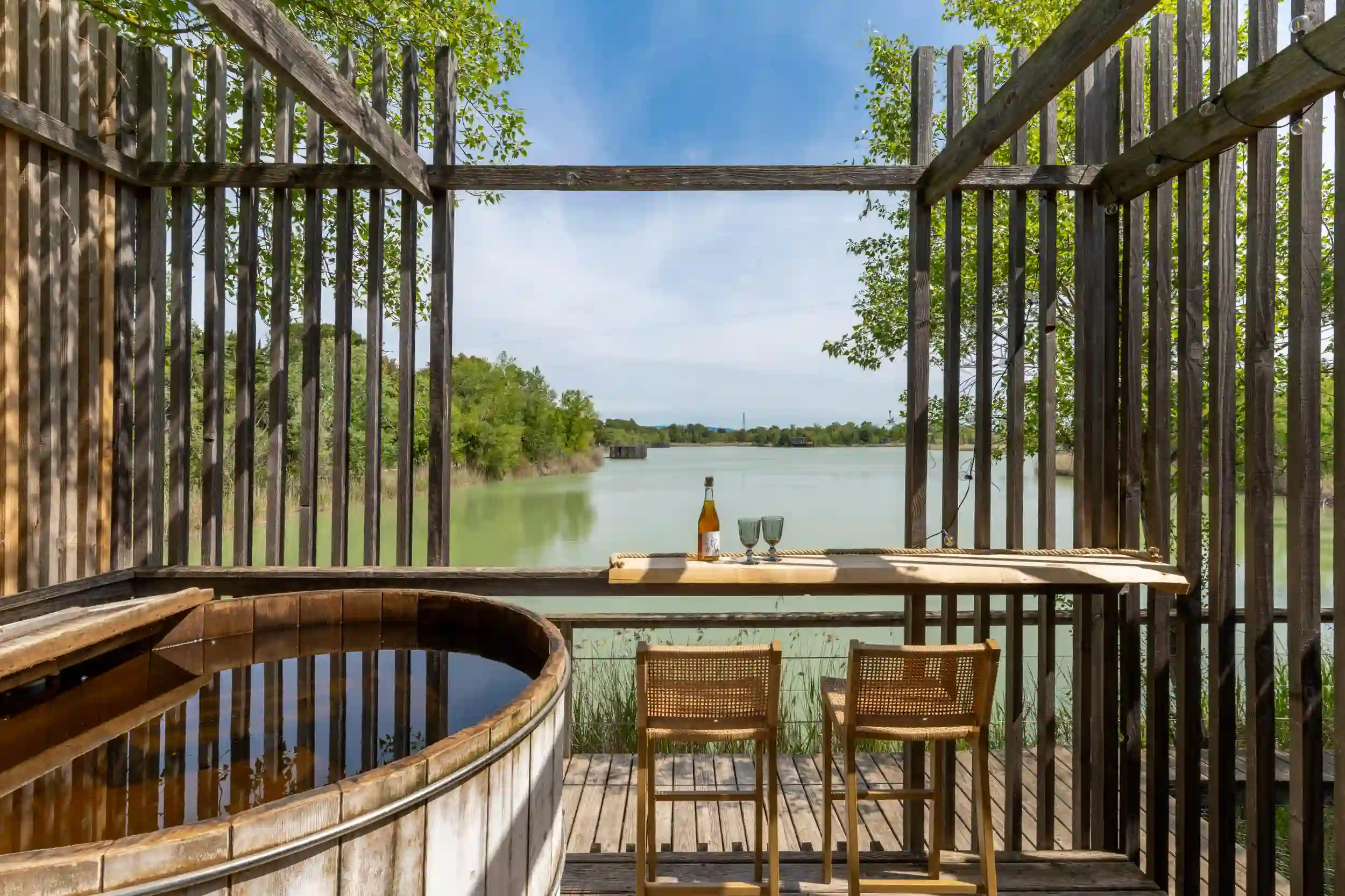 Cabane Spa Cigale - bain nordique coucher de soleil @heurebleue.studio