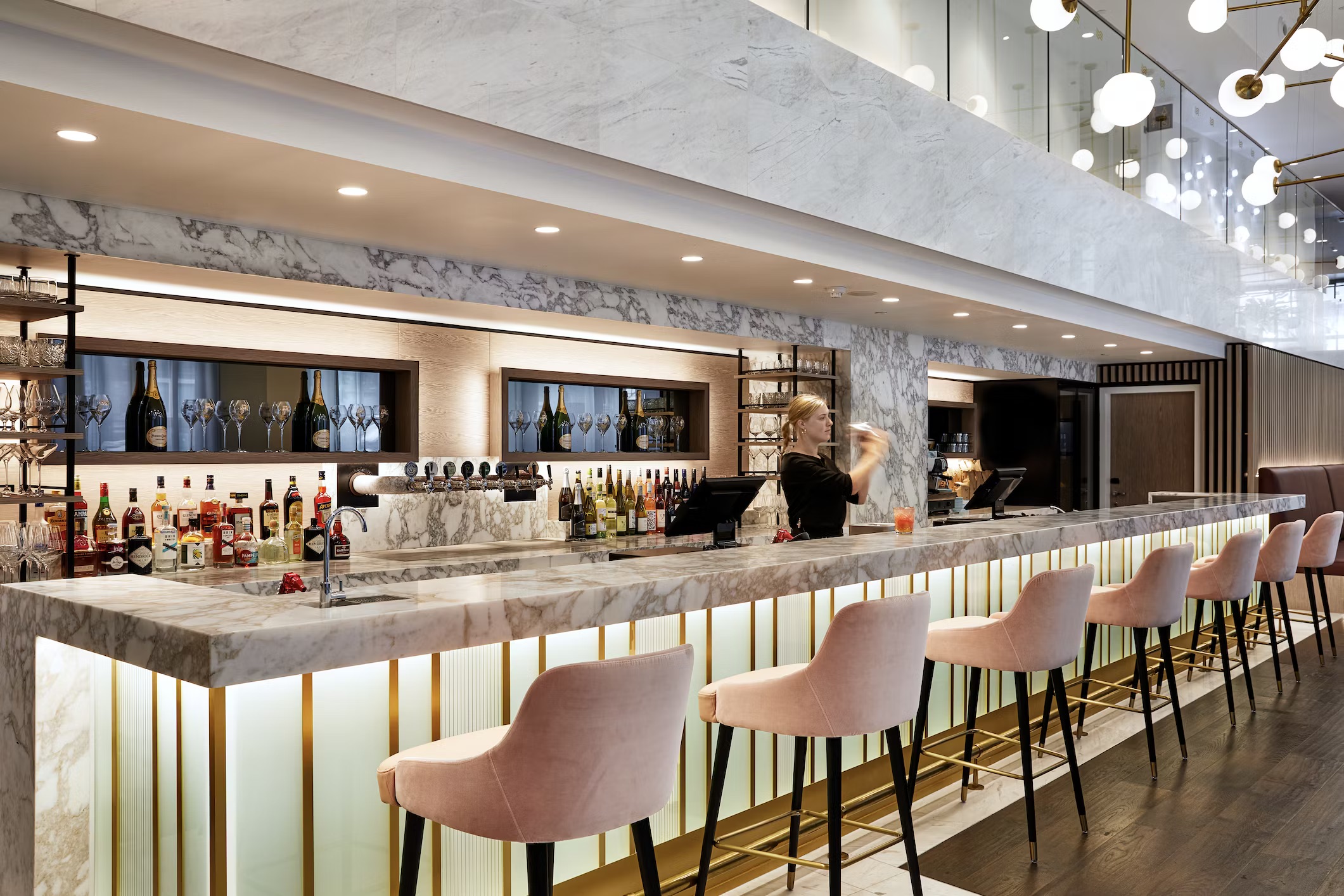 Smart service in practice: Evaluating the impact of digital ordering and POS integration at Crowne Plaza,  part of the IHG Hotels & Resorts