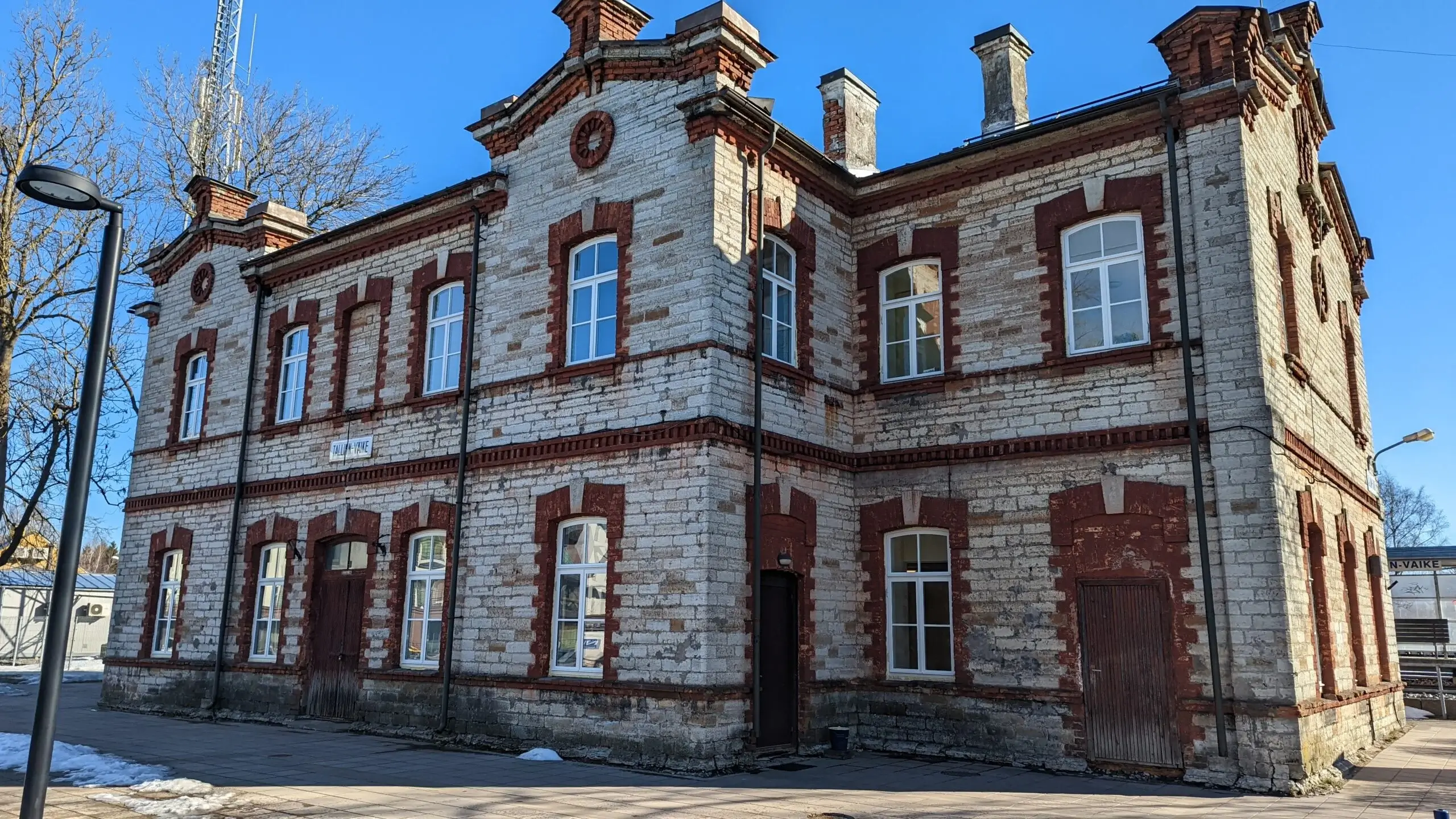 Uste ja akende paigaldus Eestis – Ma Sulle Ehitan OÜ kvaliteetselt teostatud töö.