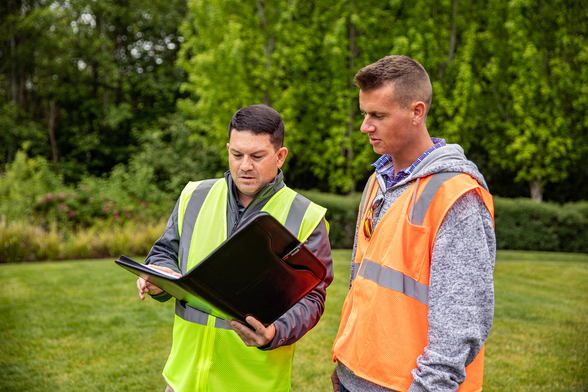 Why August is the Right Time to Plan Commercial Landscape Upgrades