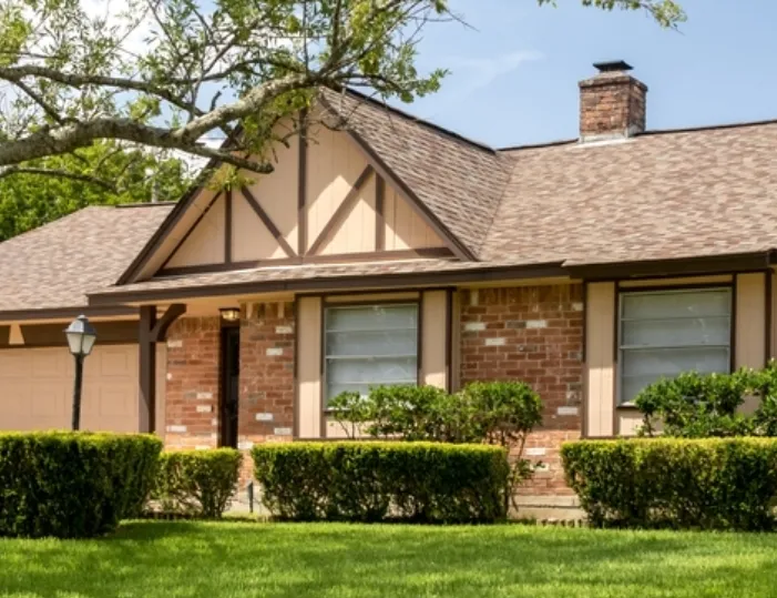 Brick home in newmarket