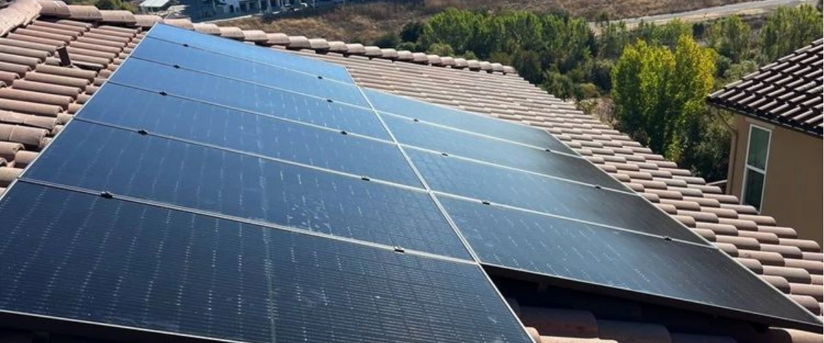 Why Roof Edge Setbacks Matter for Safety and Rain Runoff